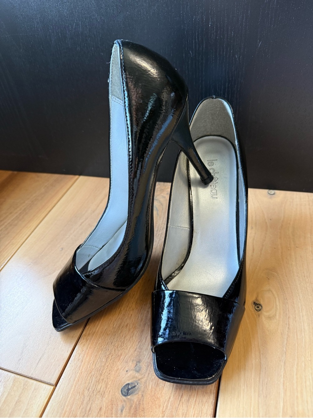 Le Château Black Patent Peep Toe Pumps Heels Size 9